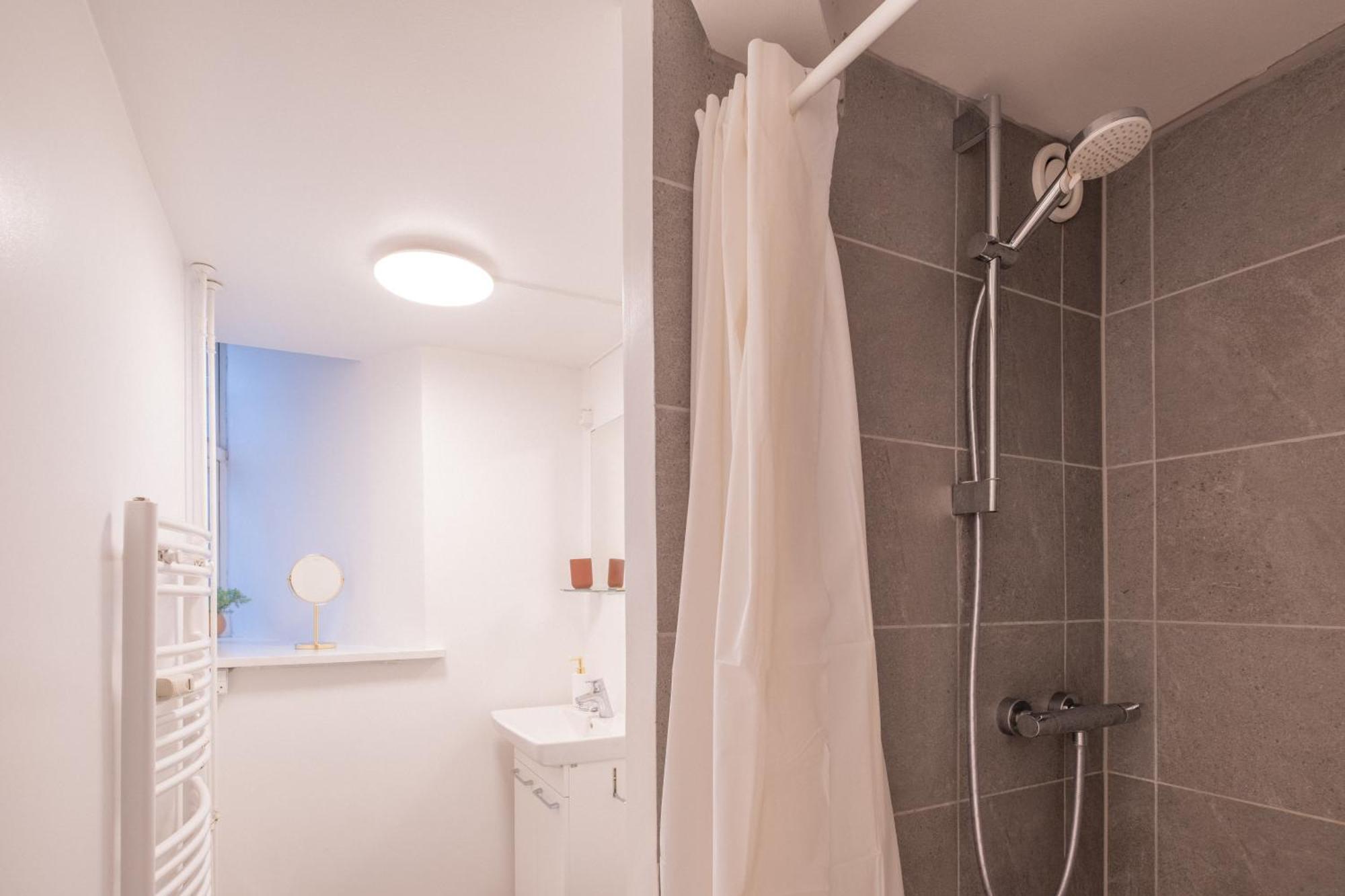 Located In The Heart Of Appartement *