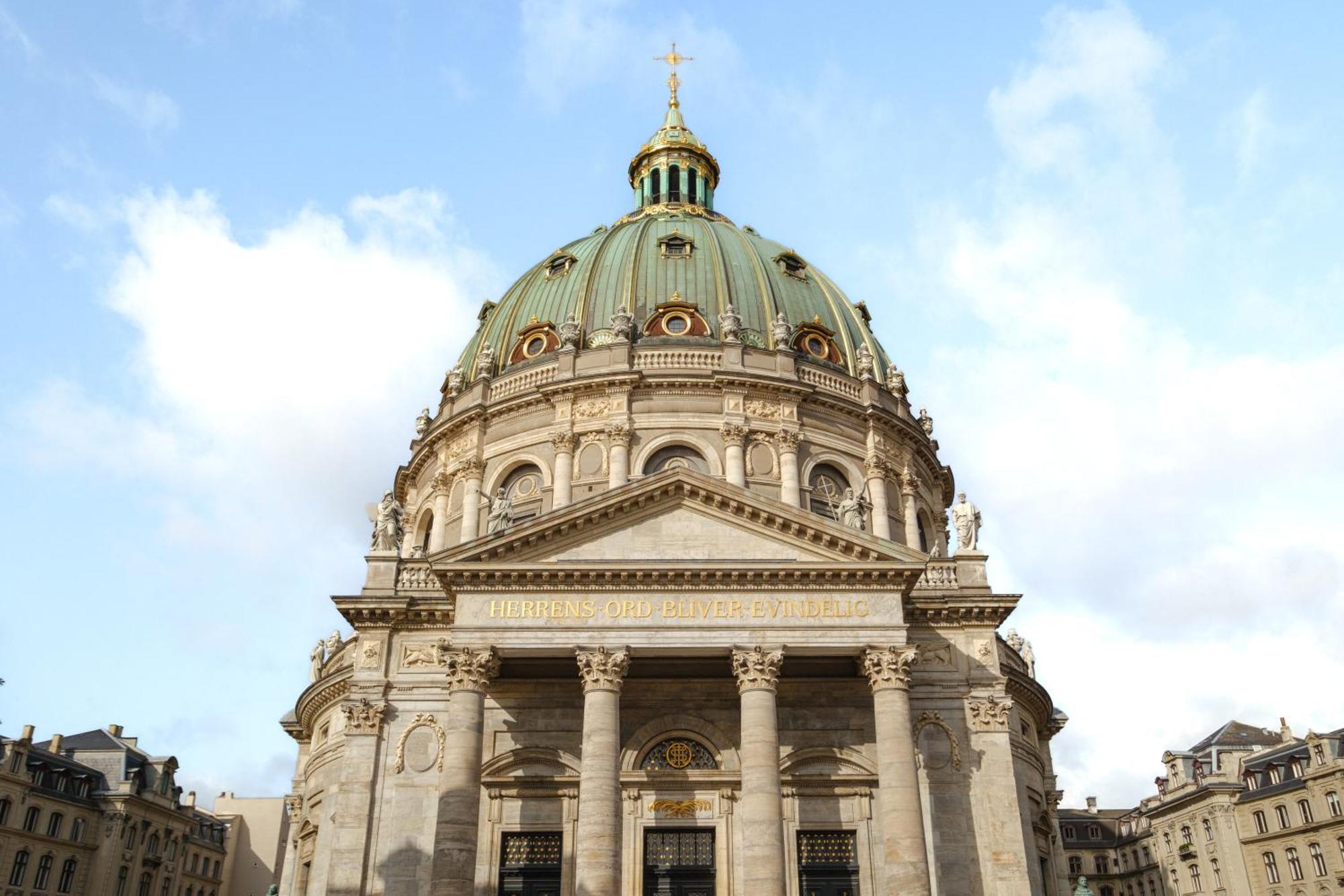 Located In The Heart Of Lejlighed